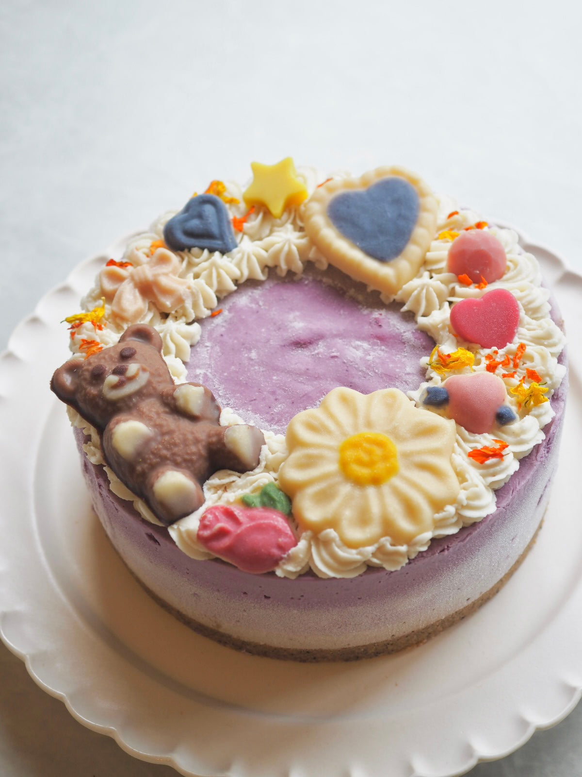 ミックスベリーヨーグルト&Rawショコラケーキ (テディベア)