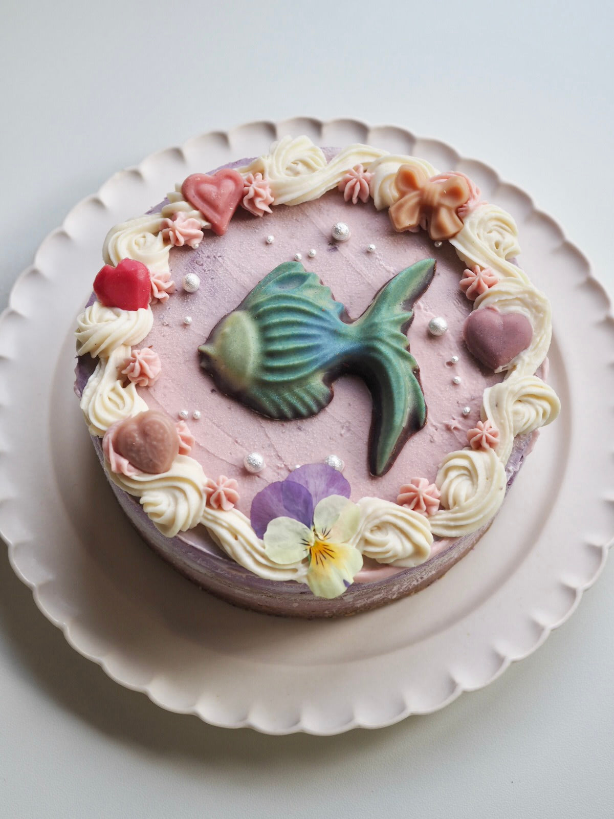 ミックスベリーヨーグルト&いちご&Rawショコラケーキ (熱帯魚)