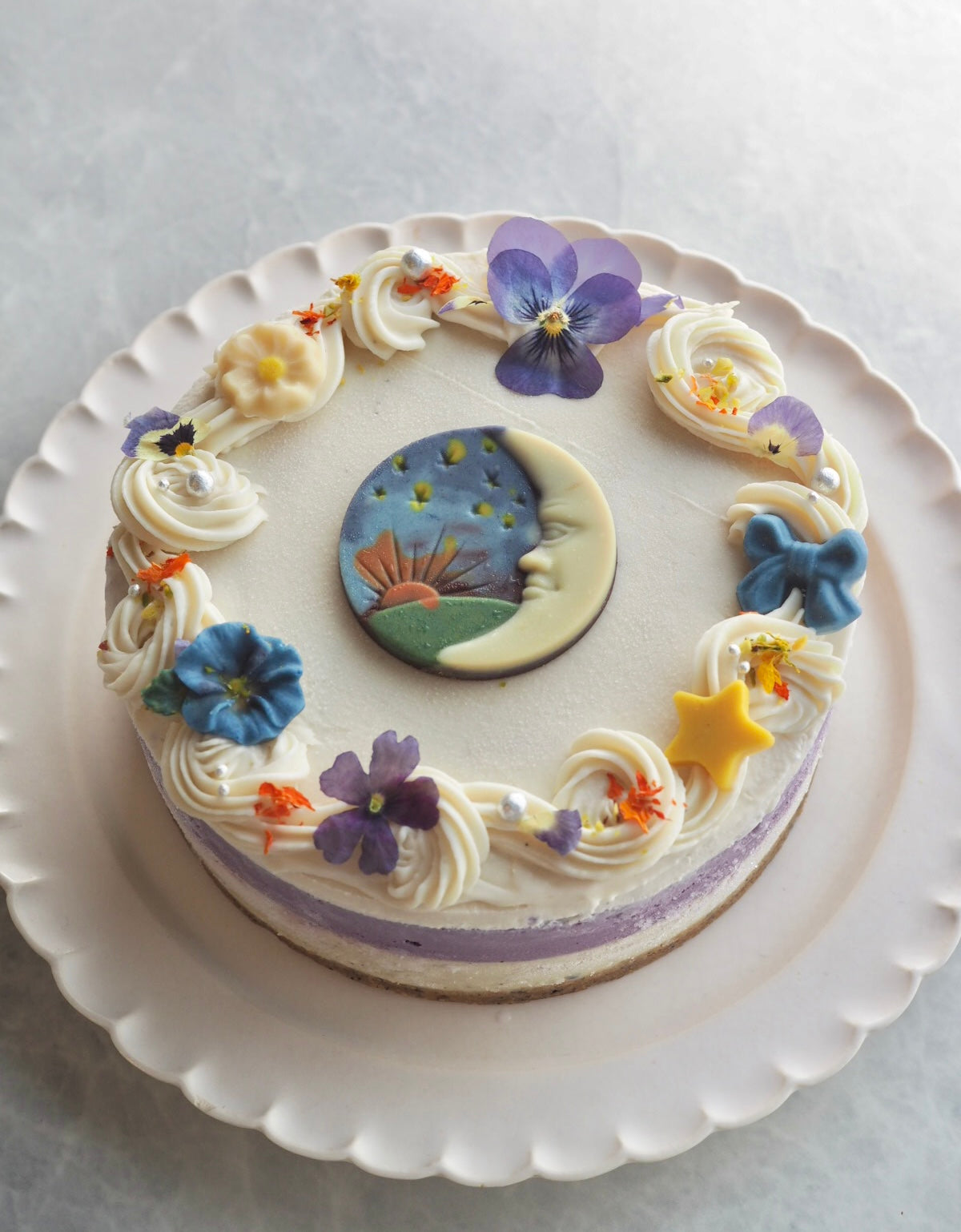 ミックスベリーヨーグルト&キウイのケーキ(月)