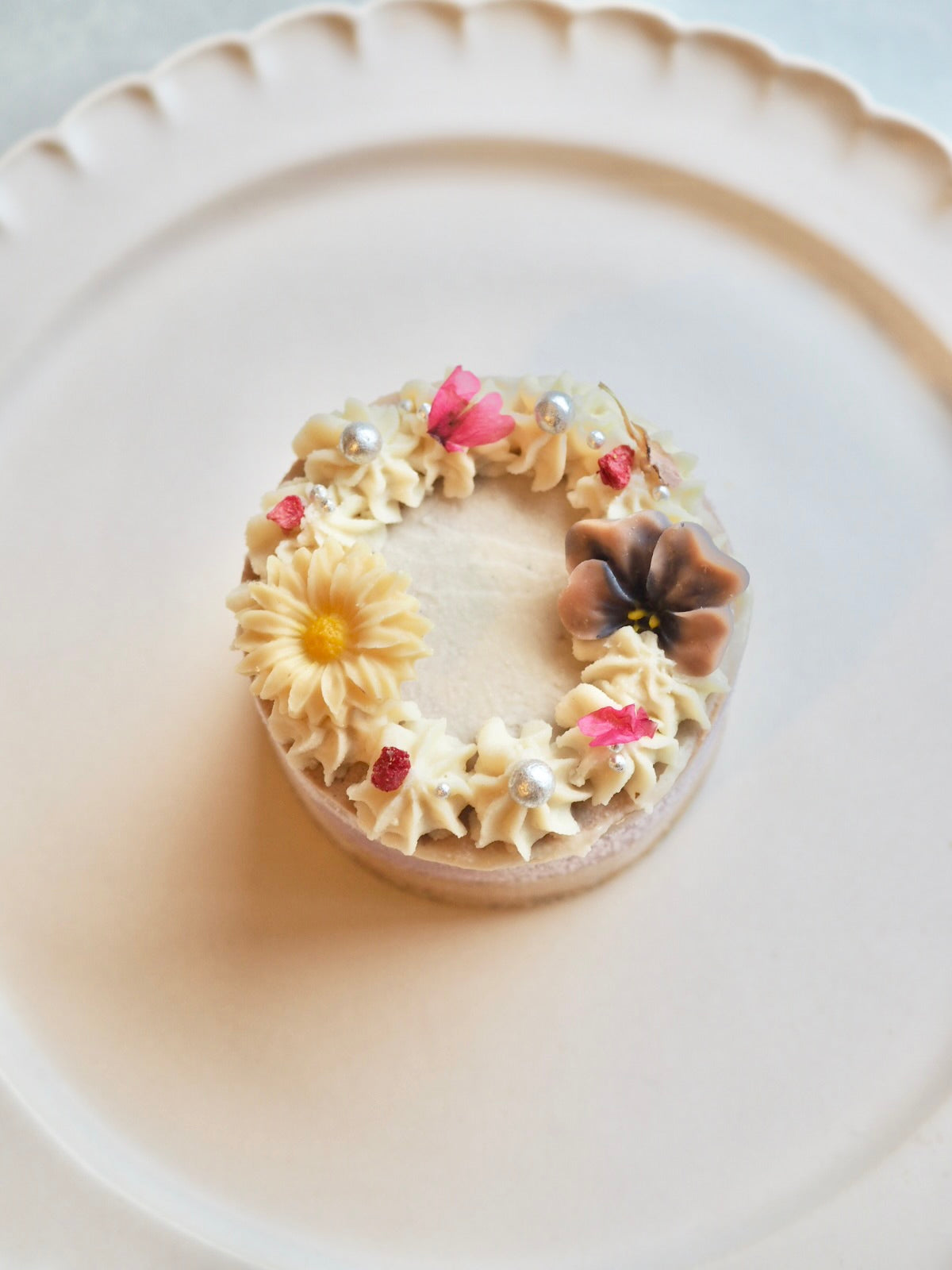 プチケーキ(ラズベリー&アーモンドショコラ)