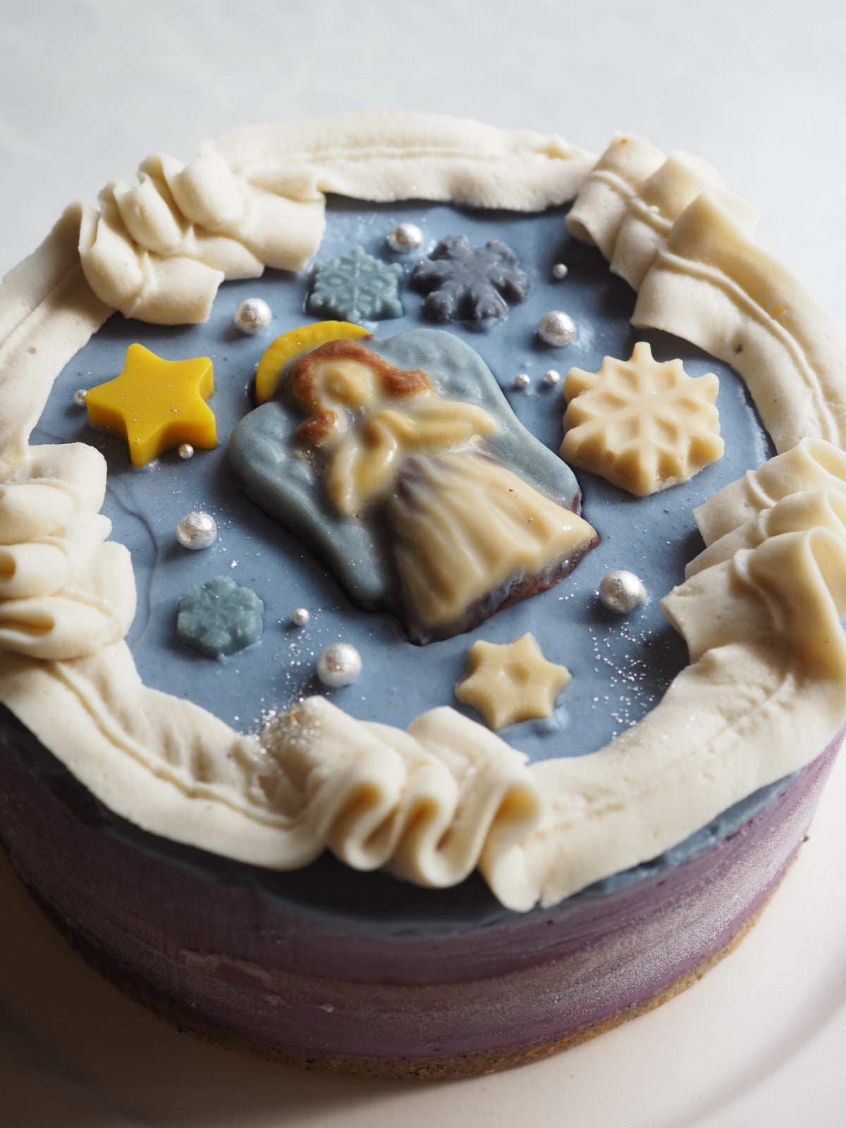 ミックスベリーヨーグルトのクリスマスケーキ(天使)