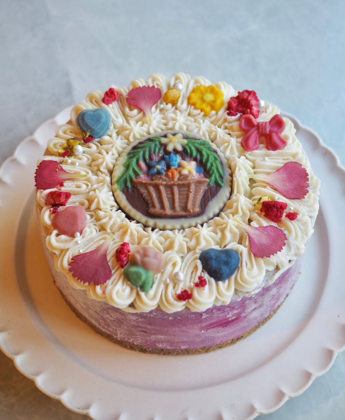 ミックスベリーヨーグルトケーキ （フラワーバスケット）