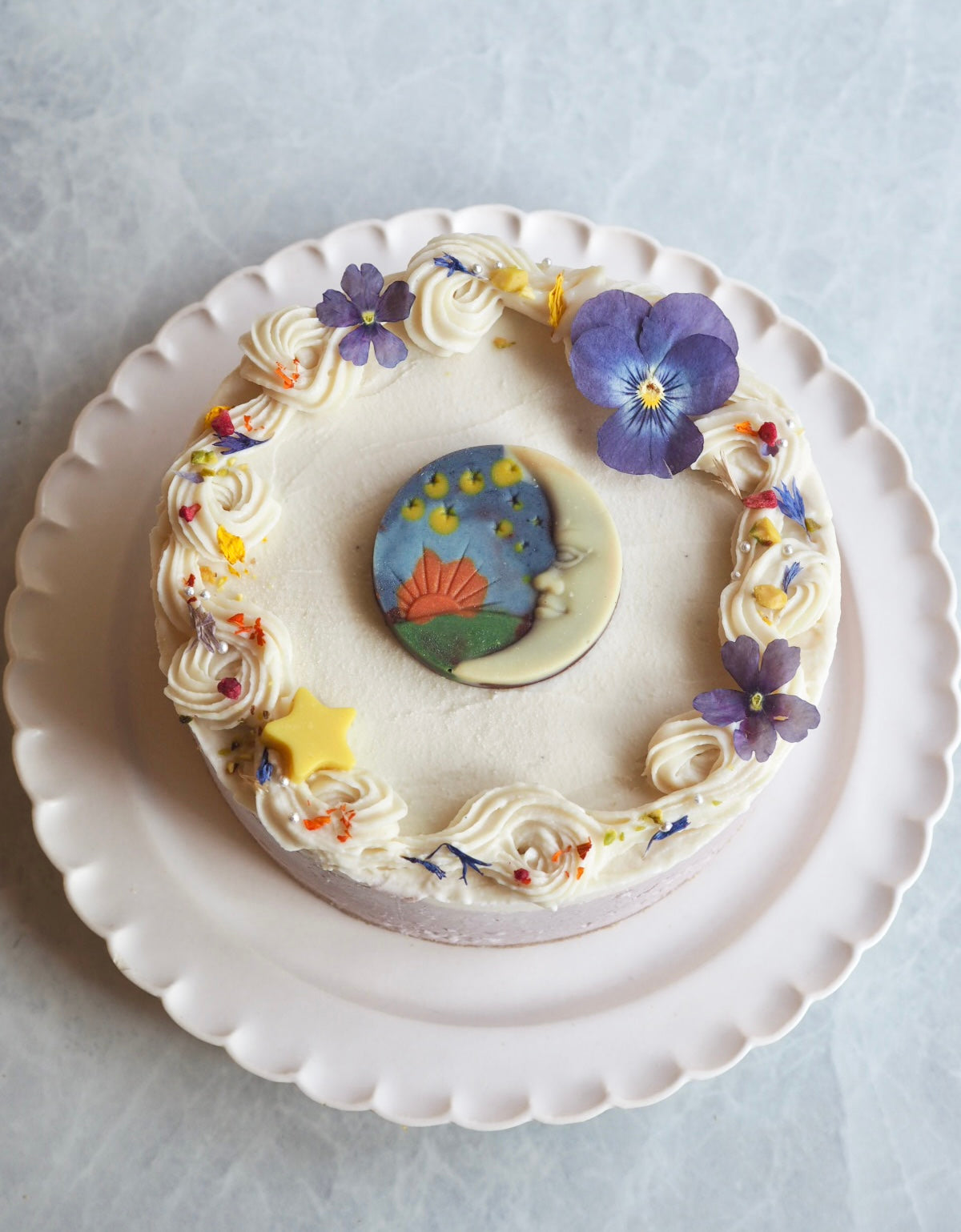 有機いちごのケーキ（Moon）