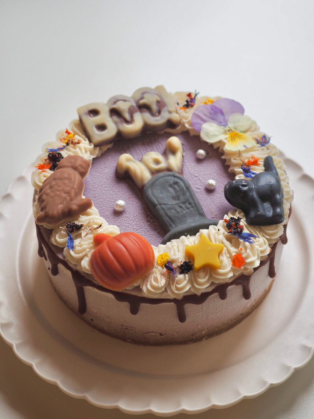 ハロウィンケーキ【ベリーベリー（いちご、ラズベリー）＆アールグレイショコラ】