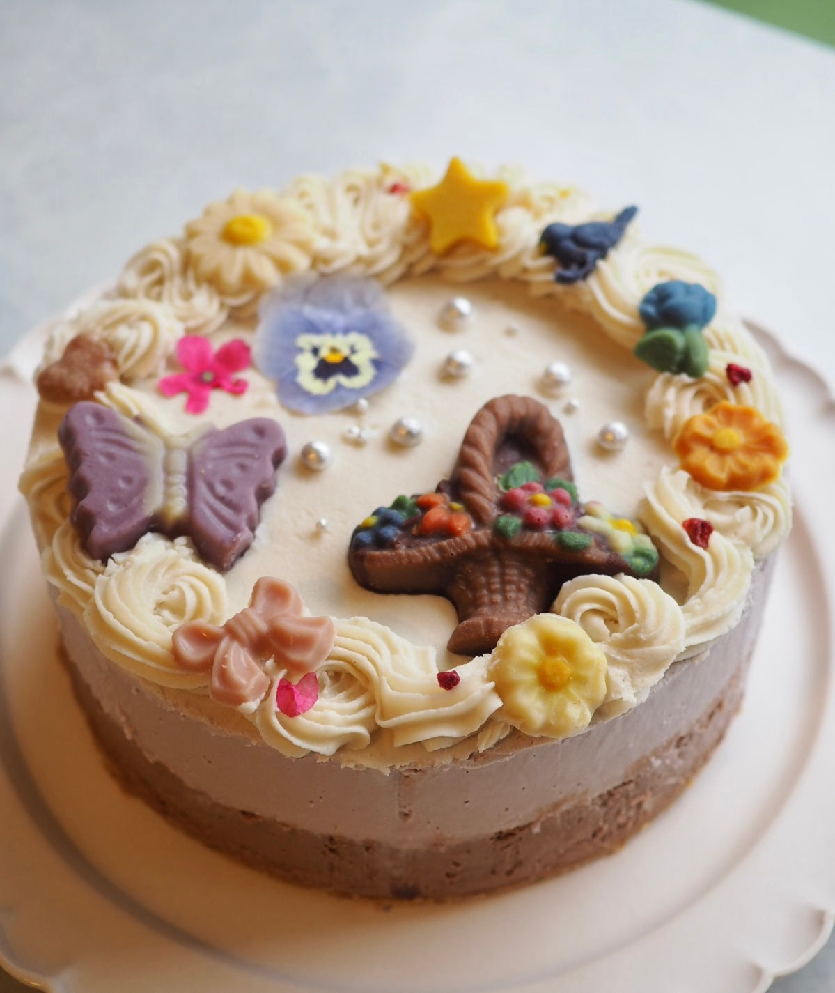 有機いちご＆ショコラのケーキ（フラワーバスケット）