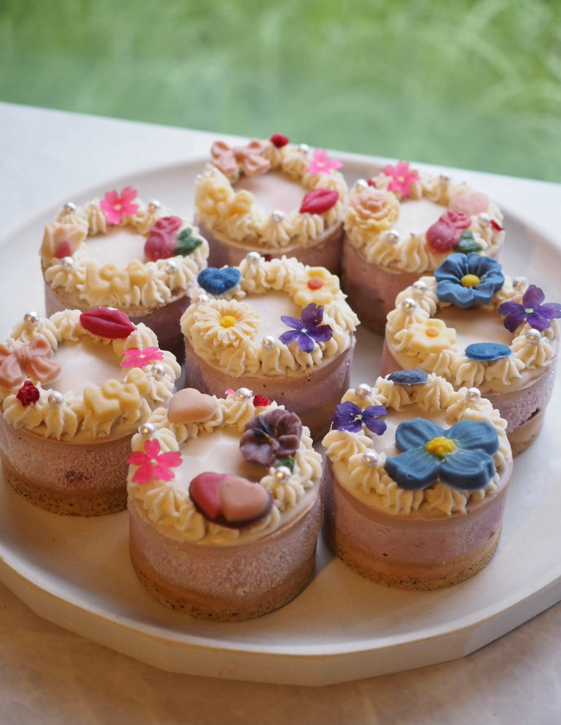 プチケーキ（ラズベリー＆アーモンドショコラ）