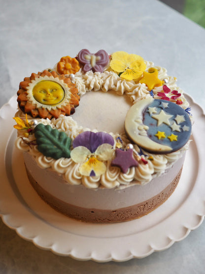 有機いちご＆ショコラのケーキ（太陽と月）