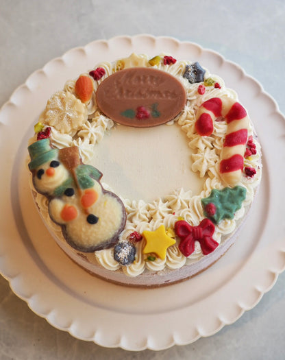ベリーベリー・アールグレイショコラのクリスマスケーキ（雪だるま）