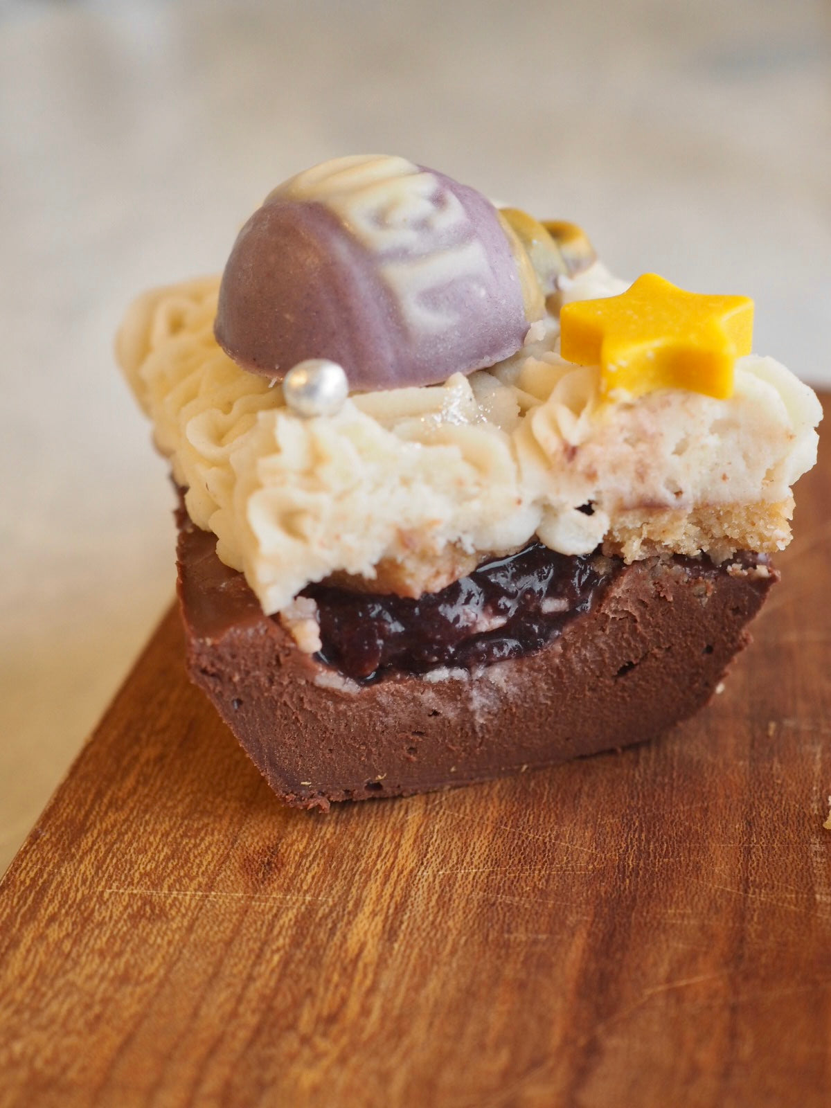 奇跡のヴィーガンショコラテリーヌ 【チェリー＆クリーム】